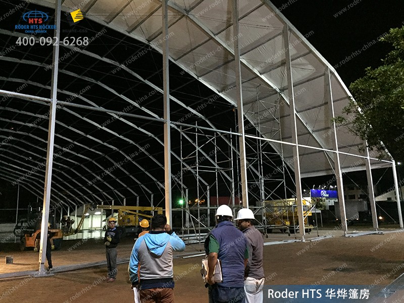 裝配式篷房搭建現(xiàn)場(chǎng) 裝配式篷房搭建現(xiàn)場(chǎng)