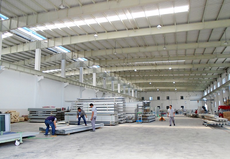 華燁篷房鋁合金加工車間現(xiàn)場圖 華燁篷房鋁合金加工車間現(xiàn)場圖