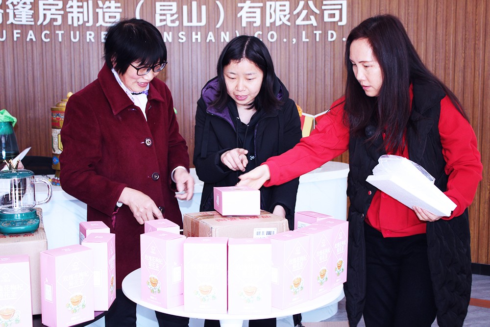 華燁篷房愿你女神節(jié)：無懼時光，永遠(yuǎn)美麗！