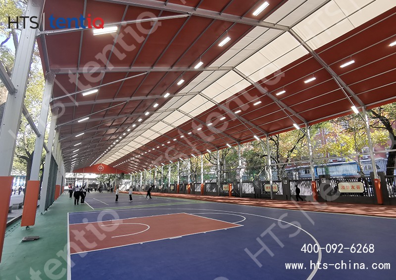 裝配式運(yùn)動(dòng)篷房配套齊全，打造成專(zhuān)業(yè)的體育館
