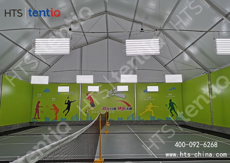 篷房結(jié)構(gòu)做羽毛球館具有很多獨特優(yōu)勢，如今被廣泛使用