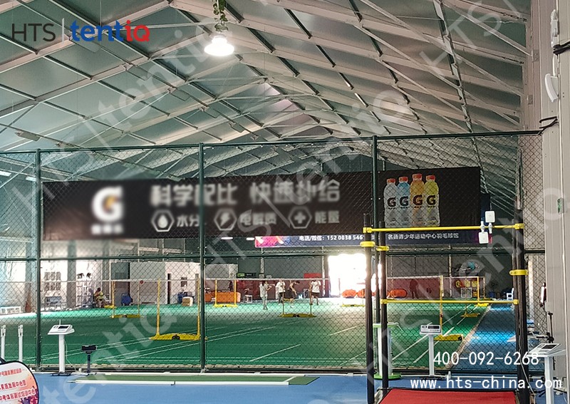 一年365天無(wú)間歇可運(yùn)營(yíng)的篷房結(jié)構(gòu)做羽毛球館，幫助商家快速收益