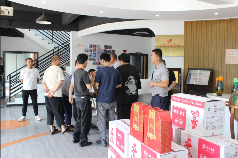 1748501348924826.jpg 1748501348924826.jpg